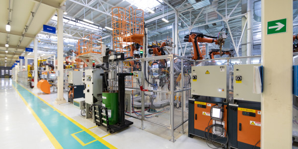 Electricistas Industriales · Instaladores Alta / Baja Tensión en Castelló · Conexión de motores eléctricos, bombas y maquinaria industrial